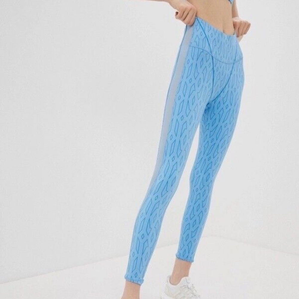 Blue High-Waisted Textured Leggings